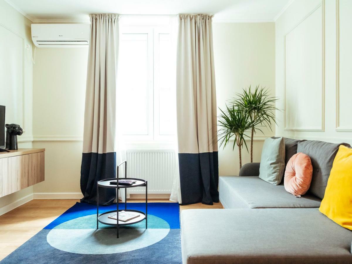 Classy Apartment - Old Town ブカレスト エクステリア 写真