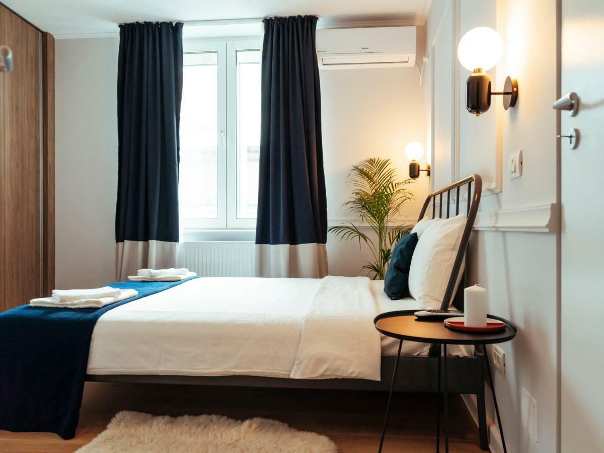 Classy Apartment - Old Town ブカレスト エクステリア 写真